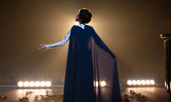 Angelina Jolie’s Cape Is Quite the Fashion Flashback