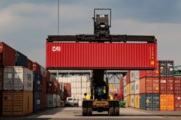 How Container Importers Make Money at Tema Port